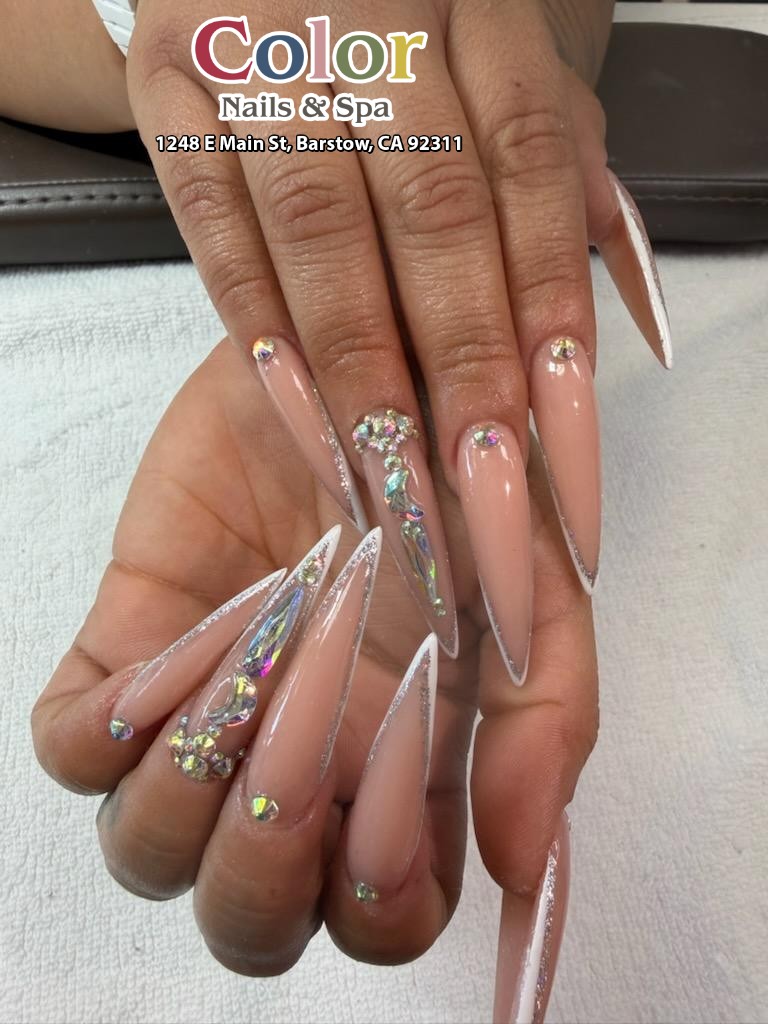 Color Nails & Spa